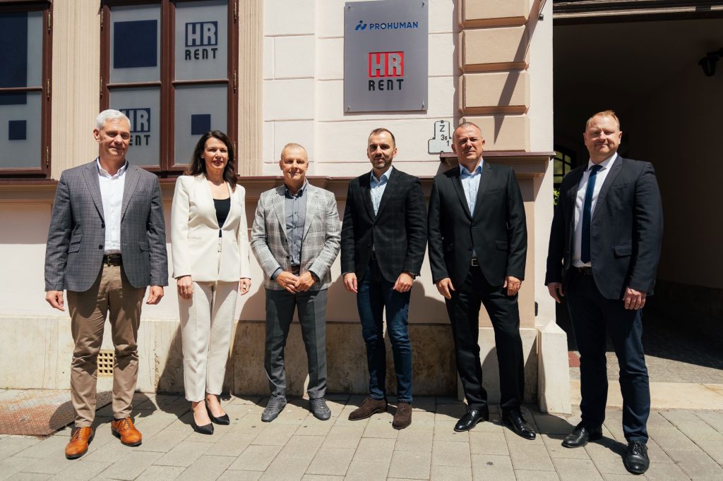 neue regionale Zentrale von Prohuman