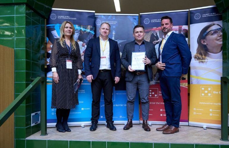 Prohuman erhält Auszeichnung in Platin